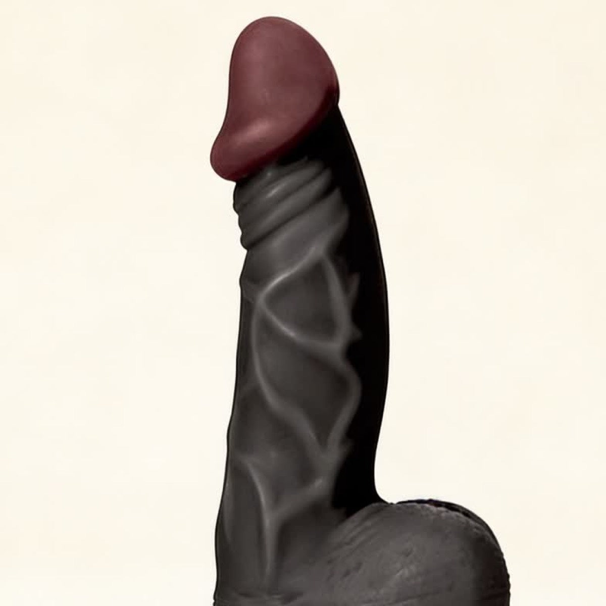Détail de la texture veinée du silicone noir