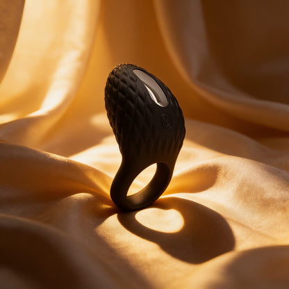 Cockring USB 7 vitesses Heloise Pretty Love — mise en situation