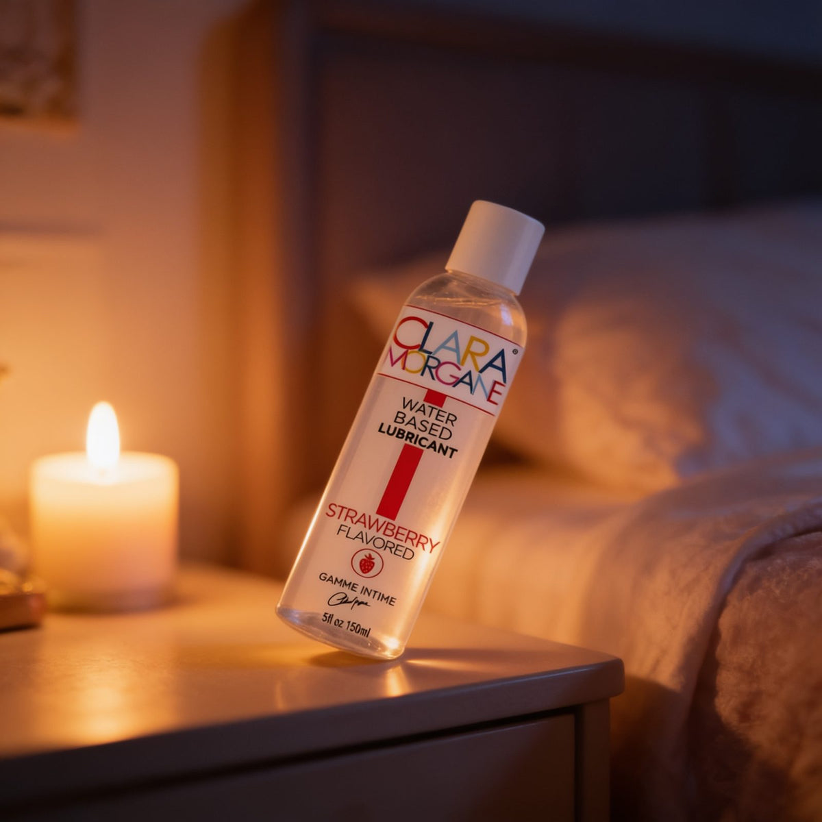Lubrifiant STRAWBERRY 150ml Clara Morgane — mise en situation