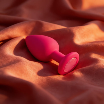 My Silicone Secret Plug Medium — en situation, ambiance chaude et discrète