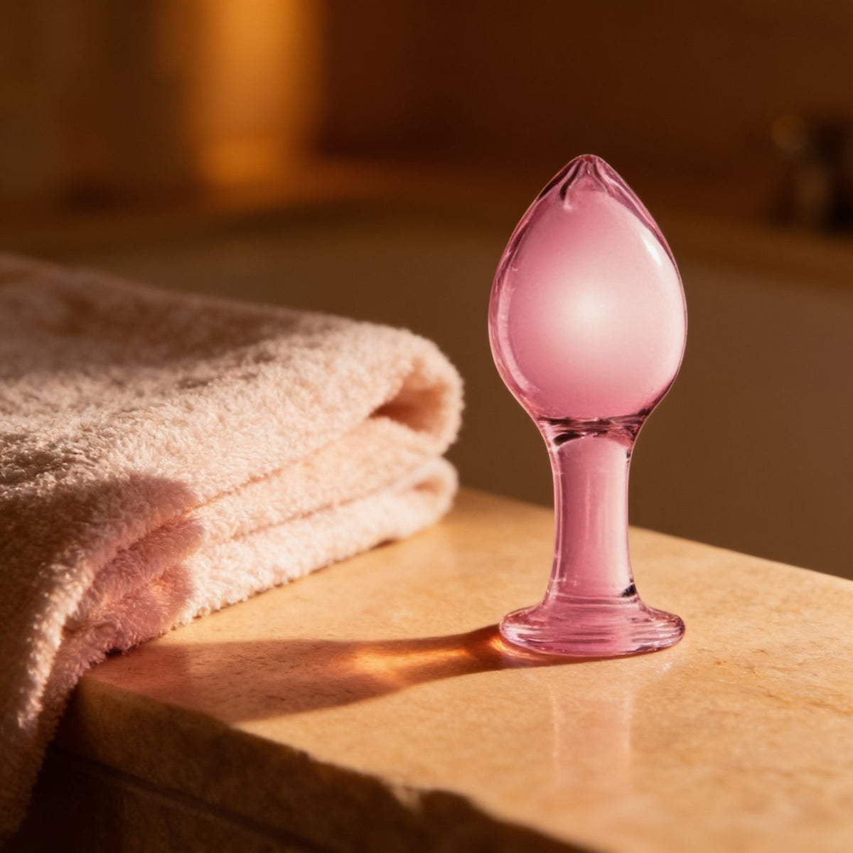 Plug anal boule large Glossy Toys 32 Pink — mise en situation