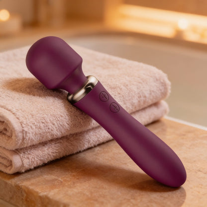 vibromasseur Powerful Wand Bordeaux — mise en situation