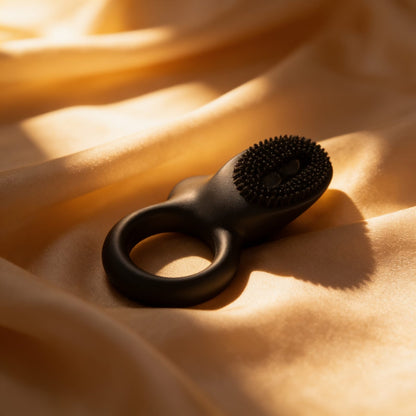 anneau vibrateur COBRA BLACK — mise en situation