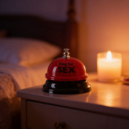 Ring for Sex Table — mise en situation