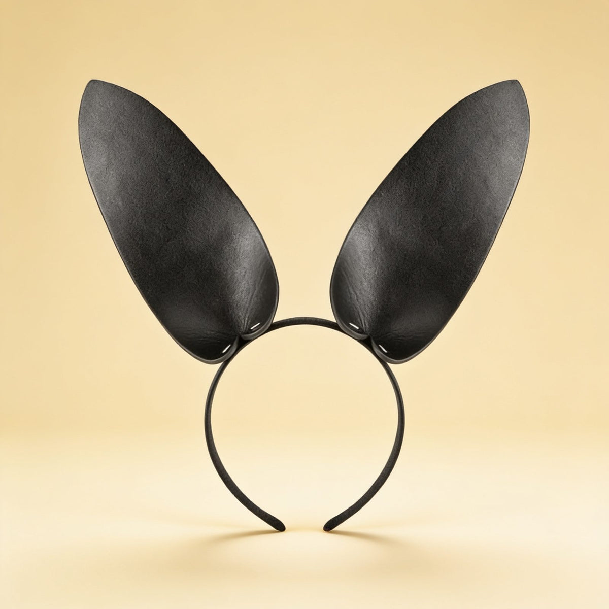 Serre-tête oreilles Bunny aspect cuir — packshot