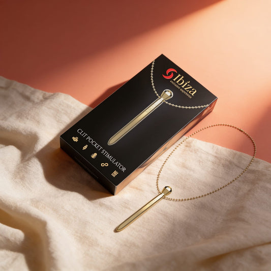 STIMULATEUR DE POCHE CLITO COLLIER — photo éditoriale sur lin drapé