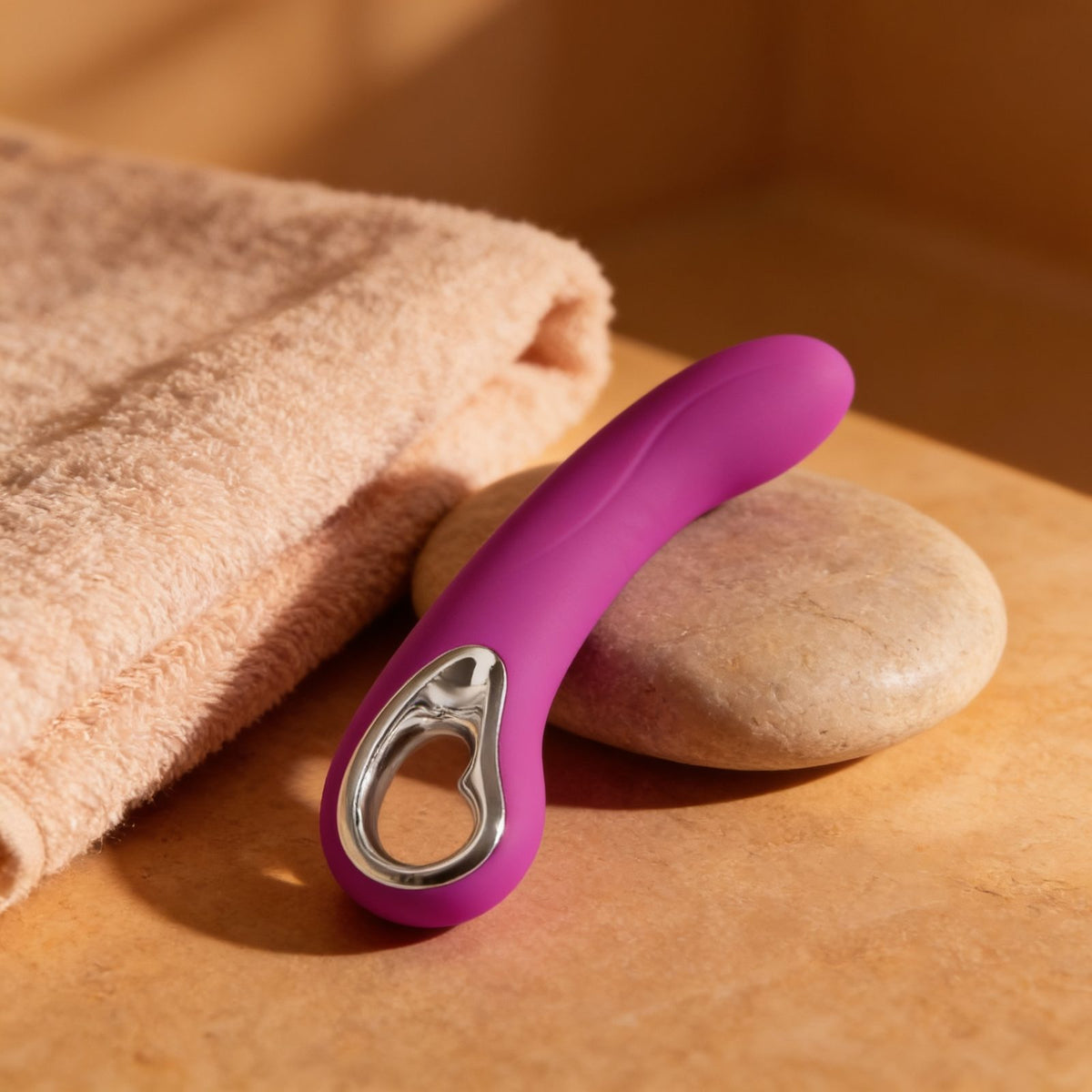 Vibromasseur  Alston purple — mise en situation