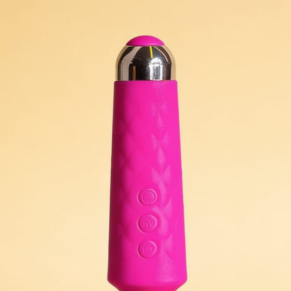 Vibromasseur wand rose Yoba — gros plan sur la tête et les commandes