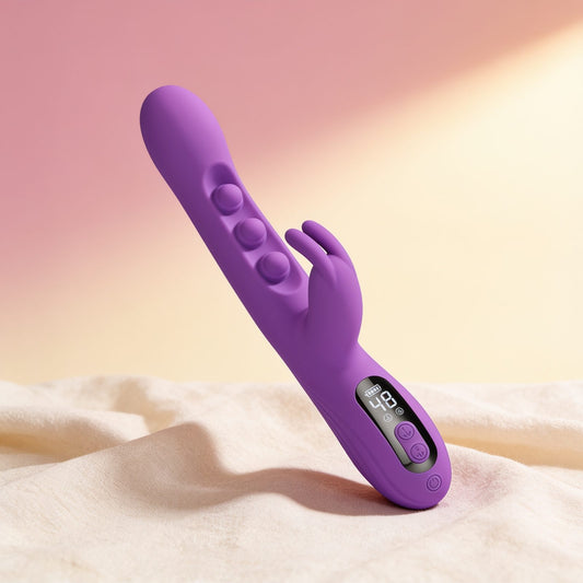 Vibromasseur rabbit à battements — photo éditoriale sur lin drapé